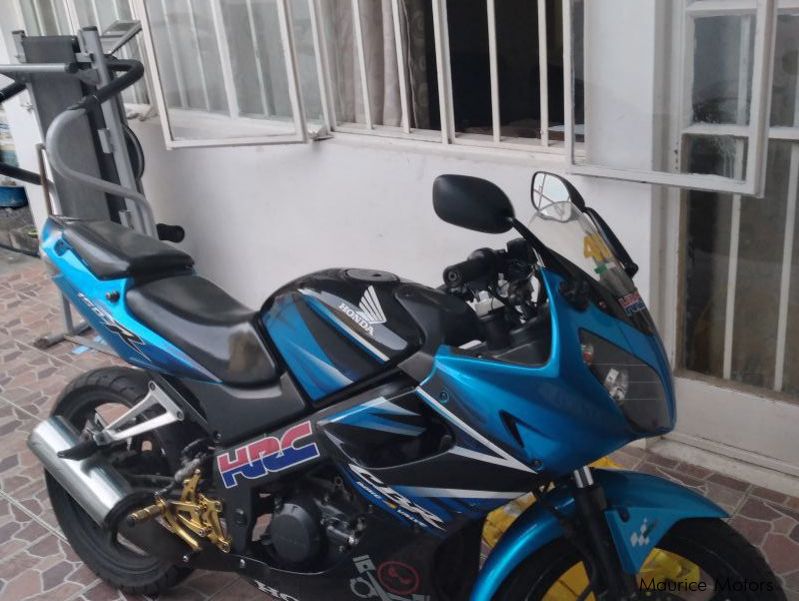 Honda Cbr 150 in Mauritius