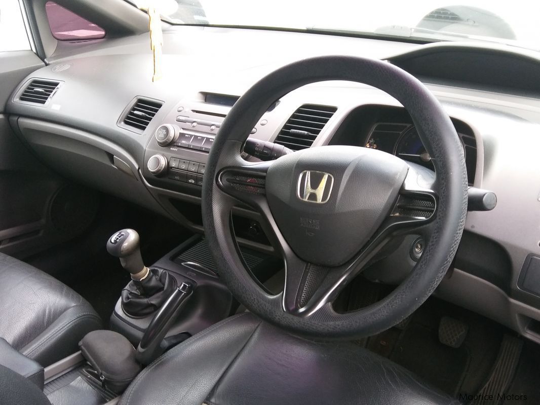 Honda Civic 1.6 ivtec in Mauritius