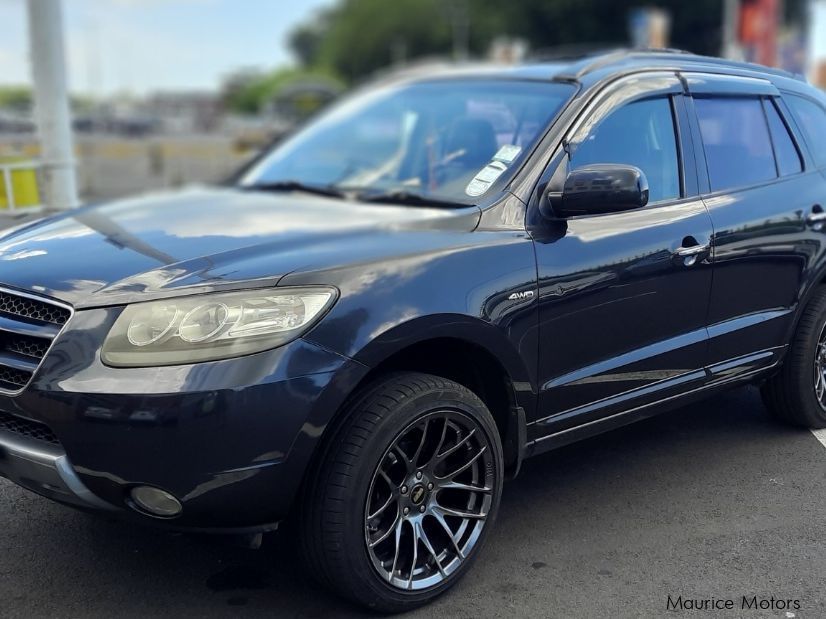 Hyundai Santa Fe in Mauritius