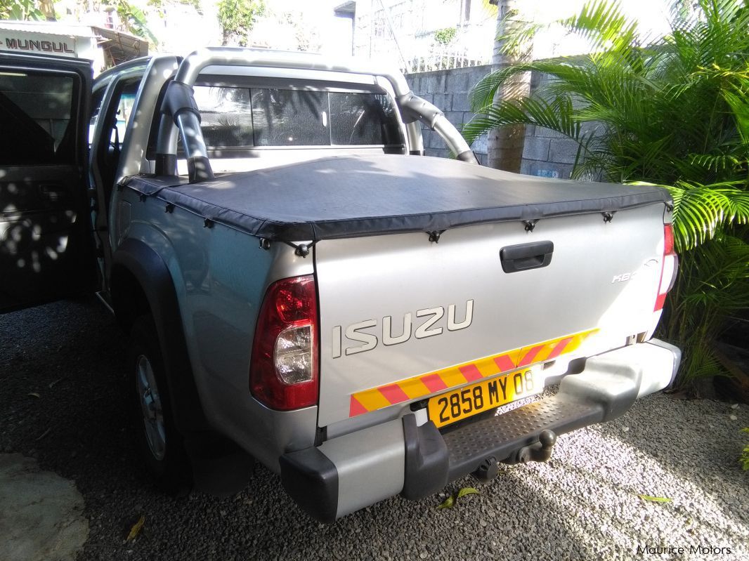 Isuzu KB 250 in Mauritius