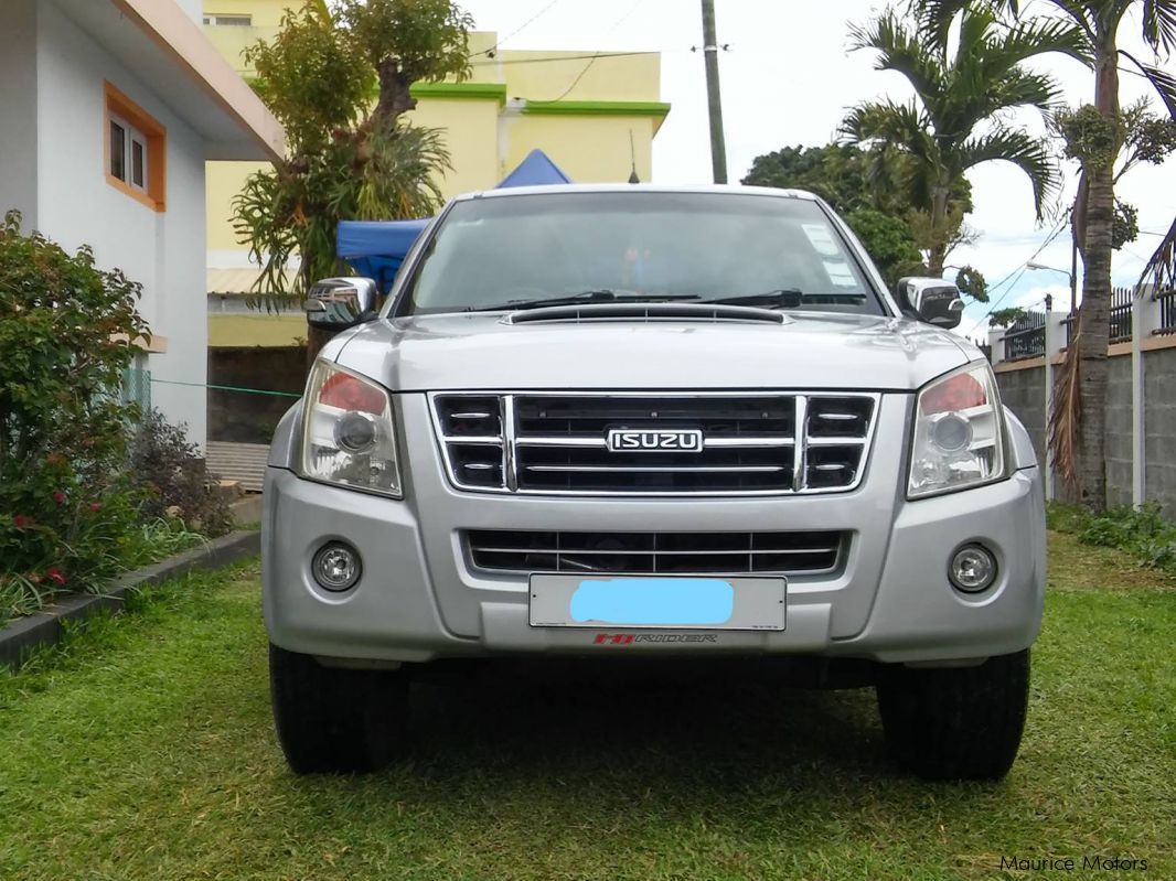 ... Isuzu KB300 Dteq Common Rail in Mauritius ...