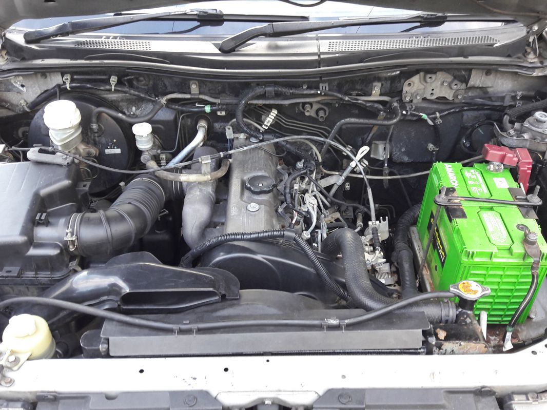 Mitsubishi L 200 SPORTERO 2x4 in Mauritius