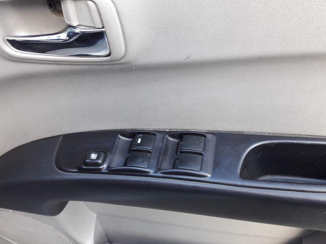 Mitsubishi L 200 SPORTERO 2x4 in Mauritius