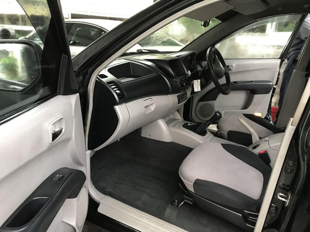 Mitsubishi L200 Sportero 4X2 in Mauritius