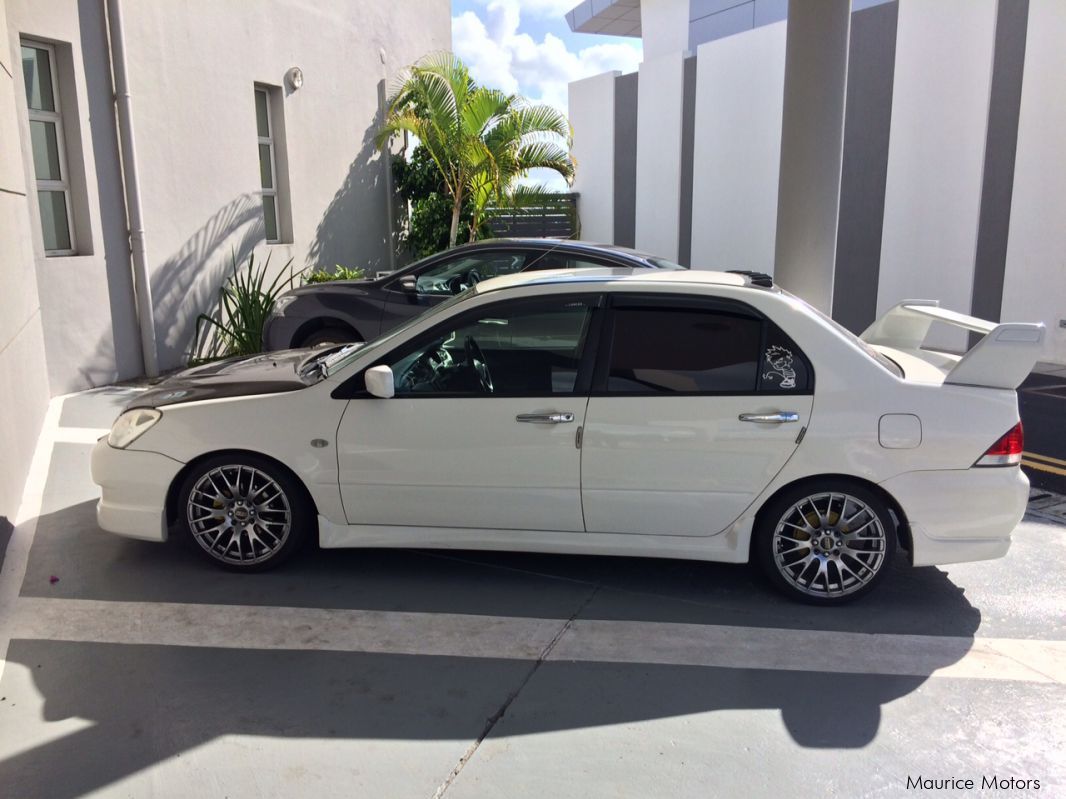 Mitsubishi Lancer CS3 in Mauritius