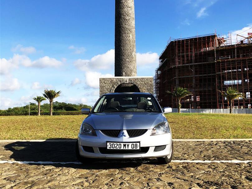 Mitsubishi Lancer GLX in Mauritius