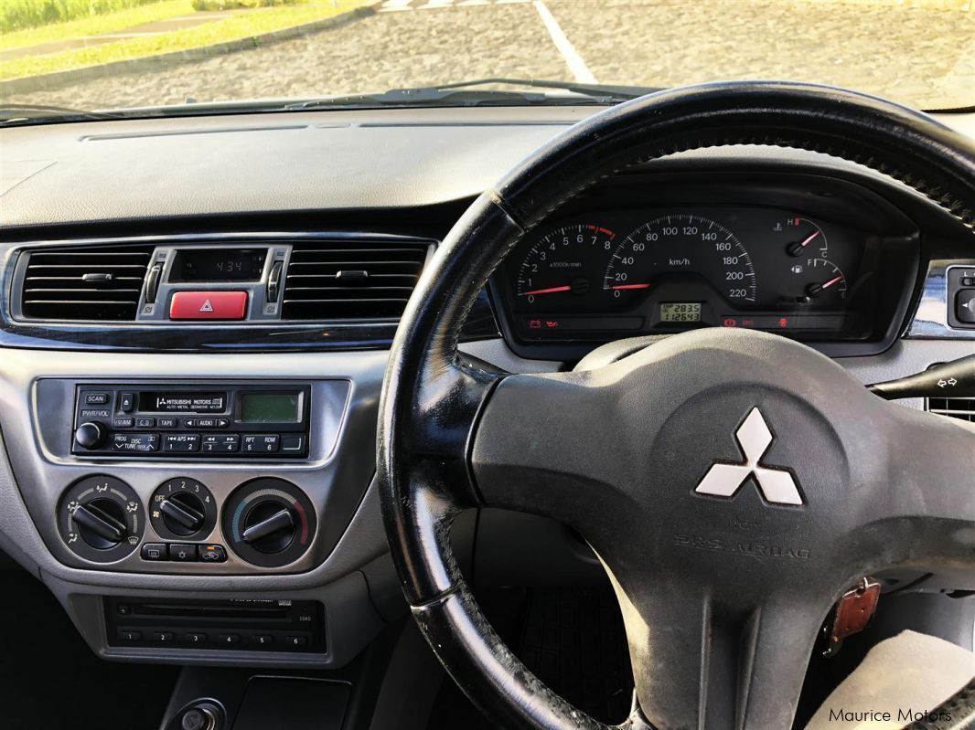 Mitsubishi Lancer GLX in Mauritius