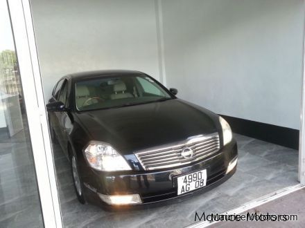 Nissan Cefiro 230 Fully Executive DVD STEPTRONIC ONE OWNER CAR in Mauritius