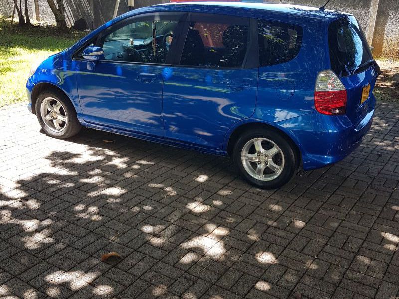 Nissan Navara in Mauritius