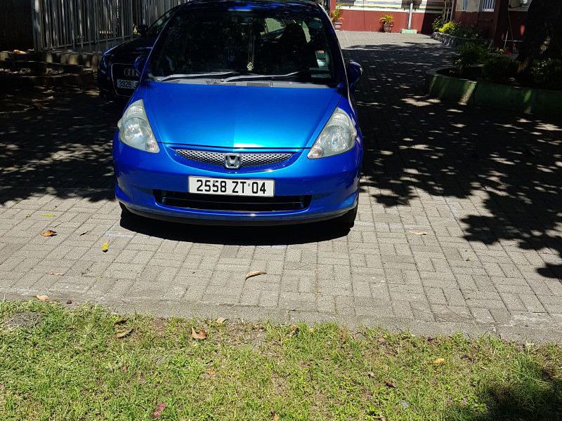 Nissan Navara in Mauritius