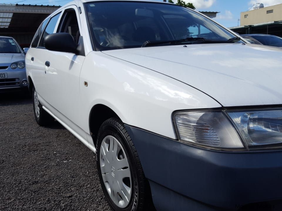 Nissan Sunny Autovan AD WHITE in Mauritius