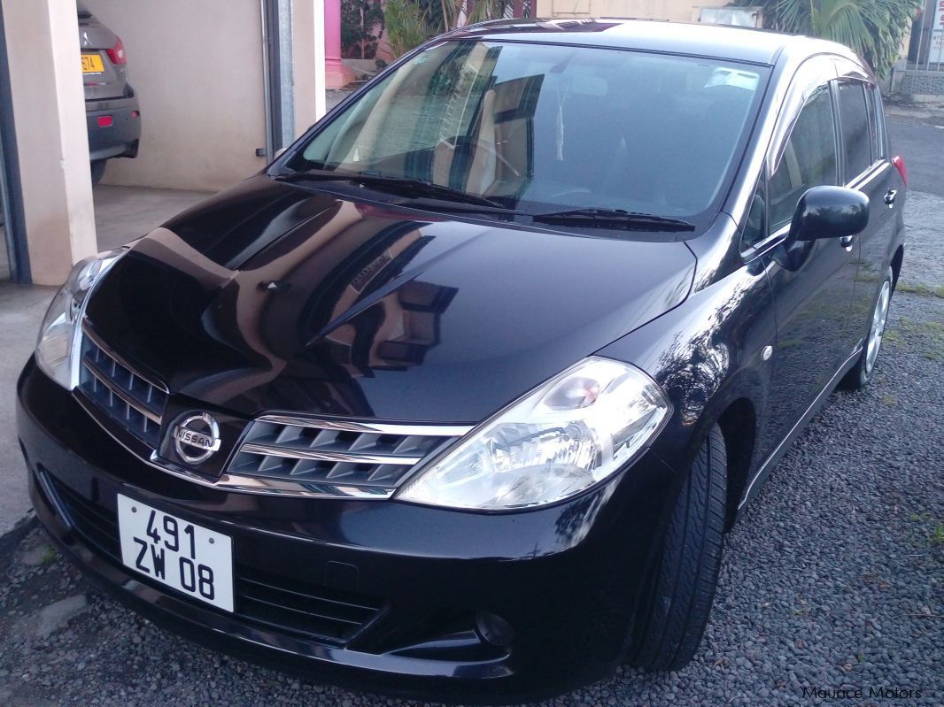 Nissan Tiida Hatchback 1.6 in Mauritius