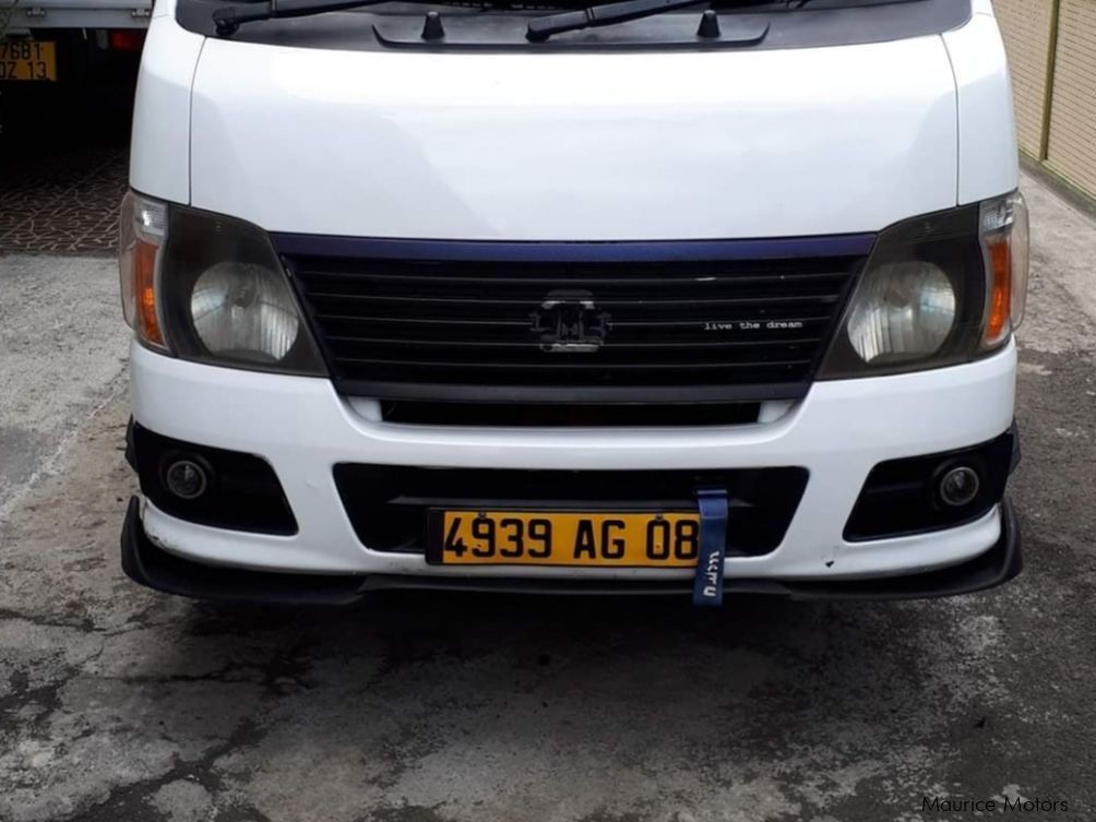 Nissan Van 15 place in Mauritius