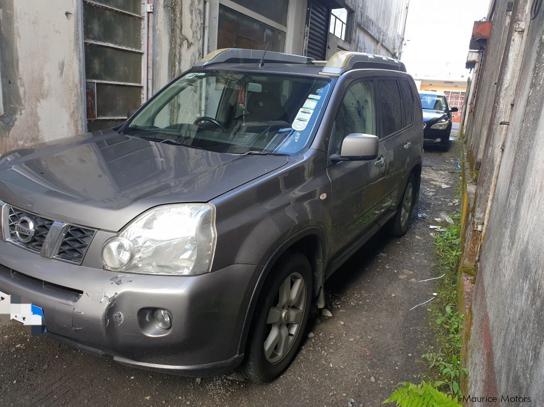 Nissan X-Trail T31 in Mauritius