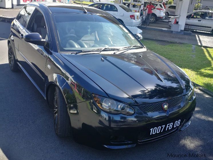 Proton Satria Neo R3 Lotus in Mauritius