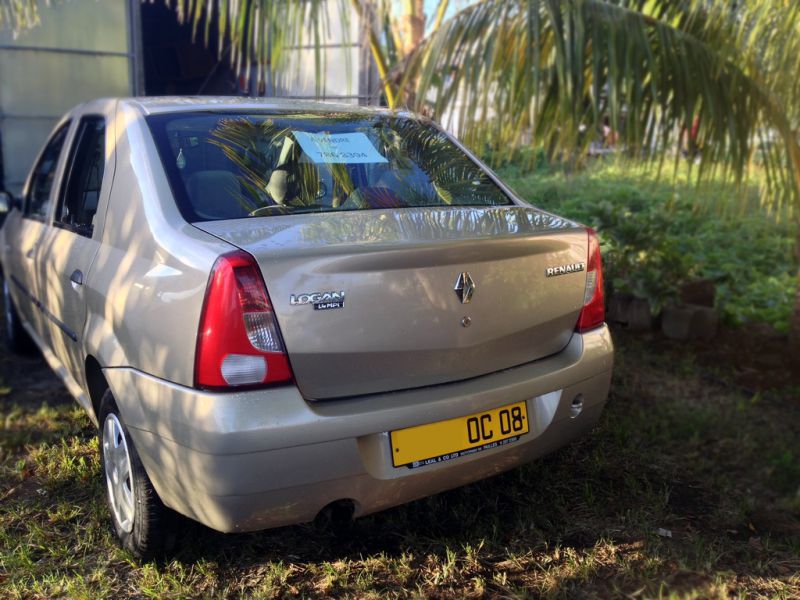 Renault LOGAN 1.4 in Mauritius