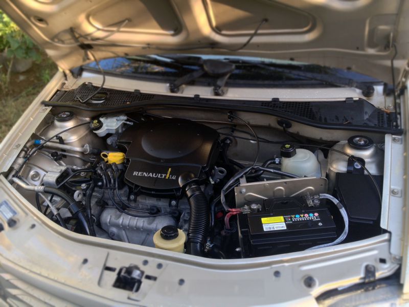 Renault LOGAN 1.4 in Mauritius