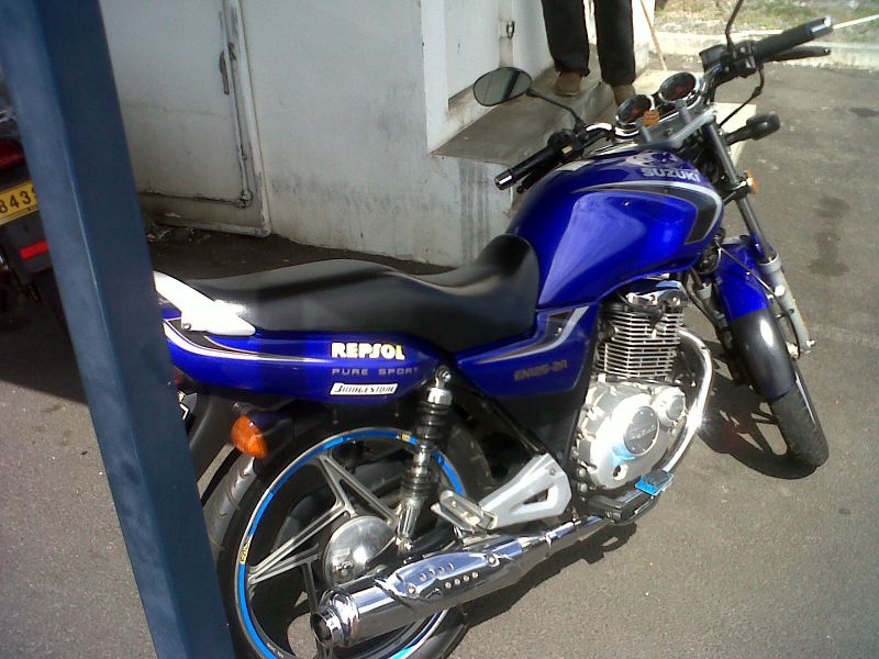 Suzuki EN125 in Mauritius