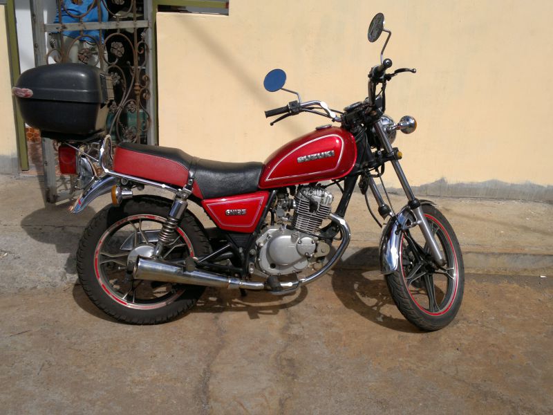 Suzuki GN125 in Mauritius
