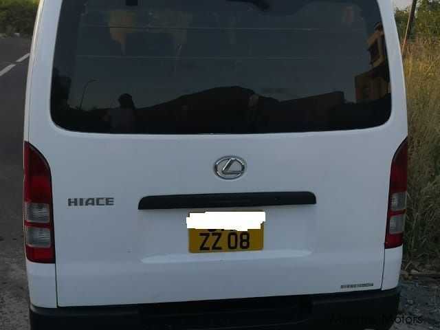 Toyota Hi ace in Mauritius