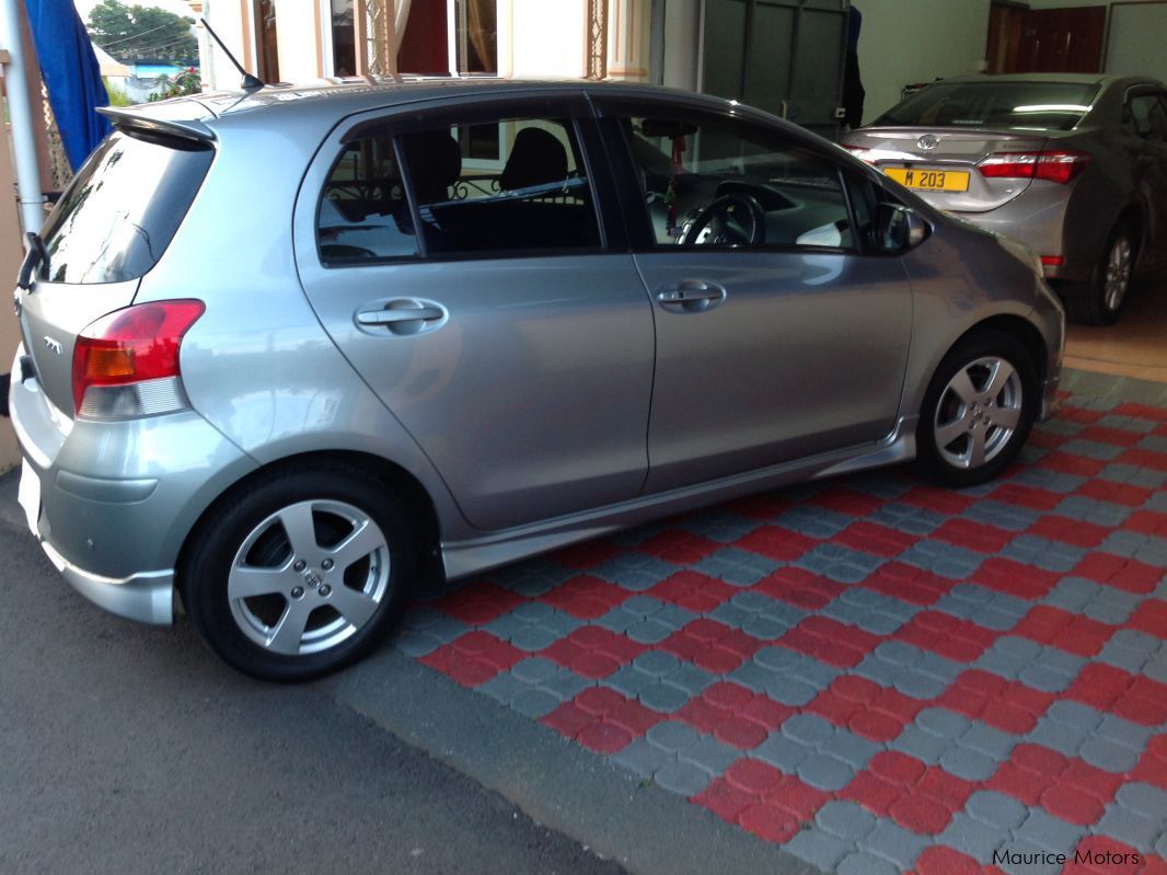 Toyota Vitz in Mauritius