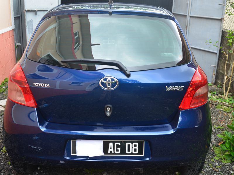 Toyota yaris in Mauritius