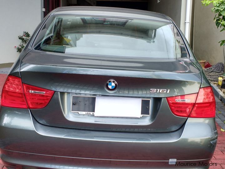 BMW 316i in Mauritius