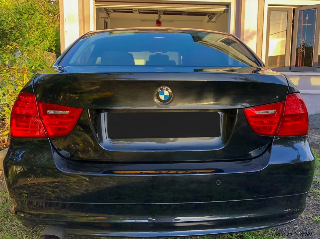 BMW 318i E90 in Mauritius