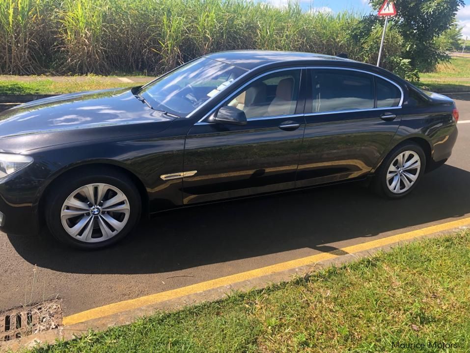 BMW 750Li in Mauritius