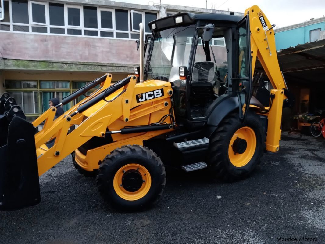 Used Backhoe Loader JCB 2009 JCB for sale Chamouny Backhoe Loader