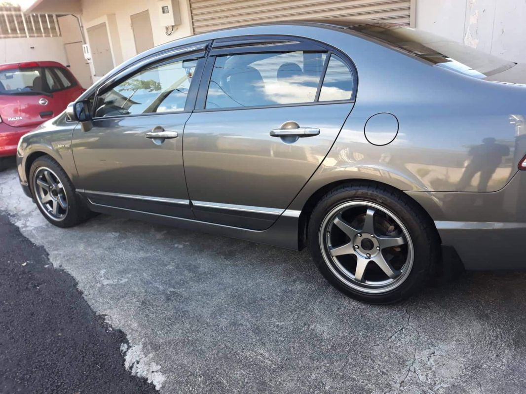 Honda Civic FD in Mauritius