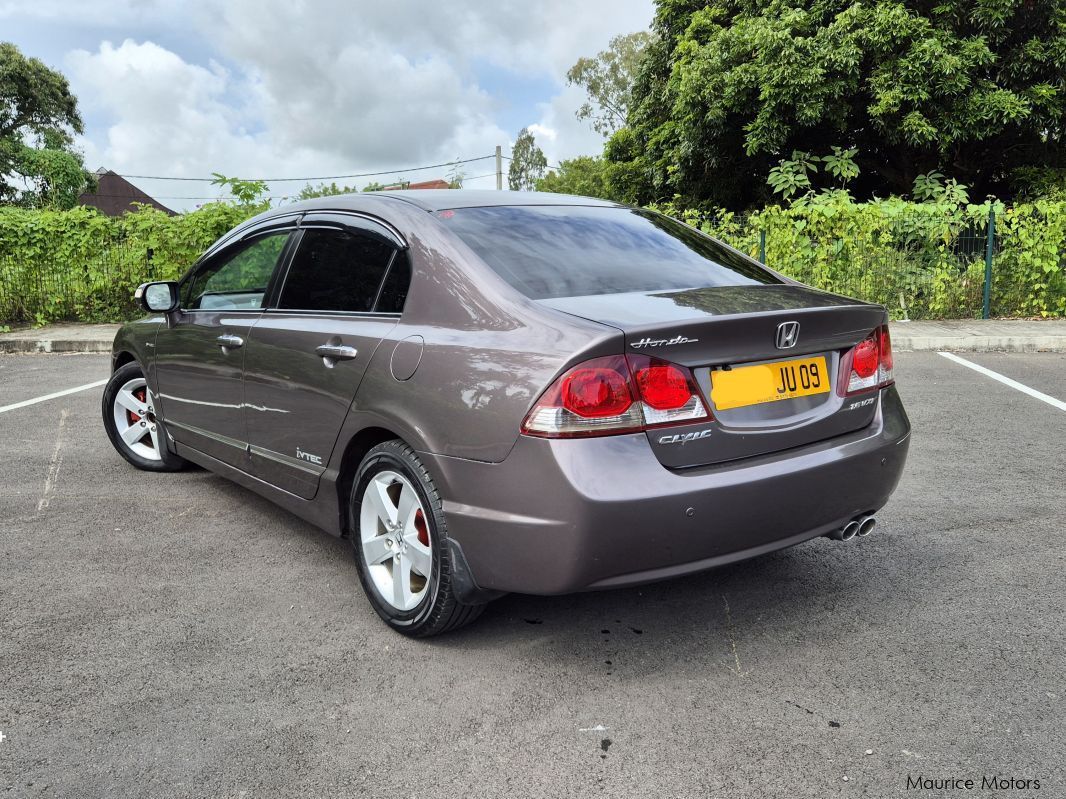 Honda Civic FD4 1.6VXI in Mauritius