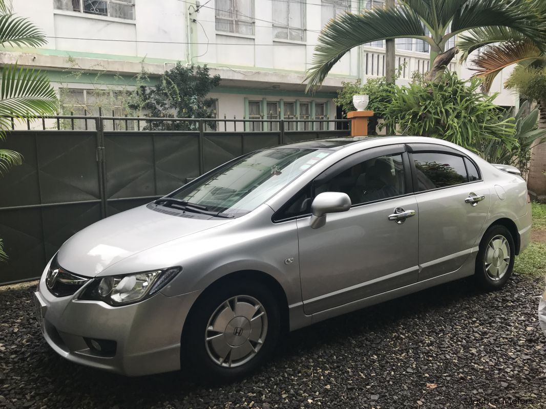 Honda Civic Hybrid in Mauritius