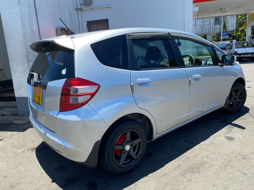 Honda fit ge 6