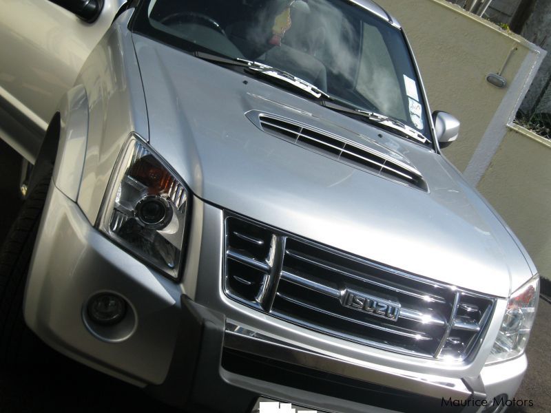 Used Isuzu RODEO 2009 RODEO for sale hilands Isuzu RODEO sales