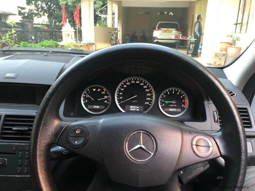 Mercedes-Benz C 180 kompressor in Mauritius