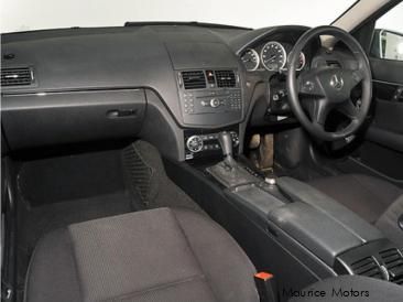 Mercedes-Benz C180 Komp SE Blueeff - CY in Mauritius