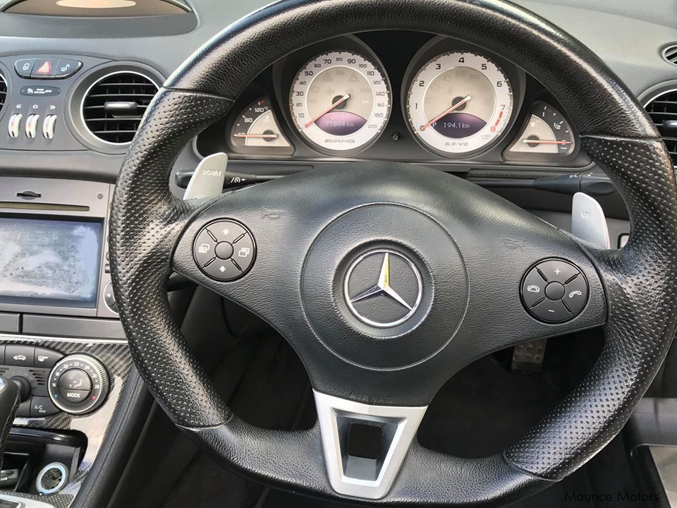 Mercedes-Benz SL 63 AMG V8 in Mauritius