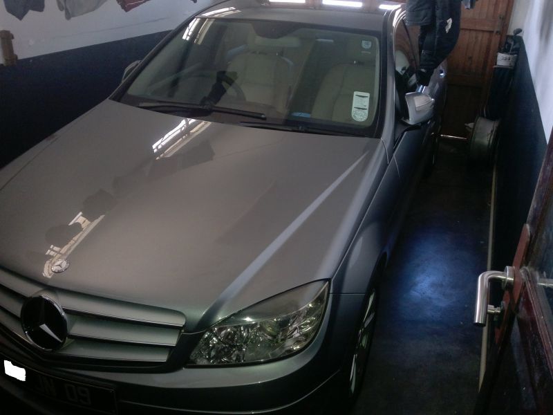 Mercedes-Benz c200 in Mauritius