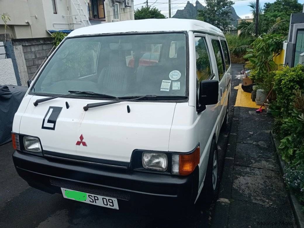 Mitsubishi L300 in Mauritius