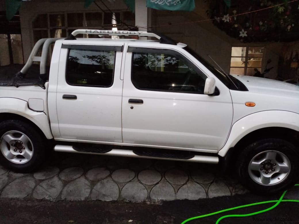 Nissan HARDBODY in Mauritius