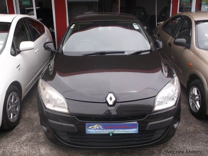 Used Renault Megane - Black  2009 Megane - Black for sale 