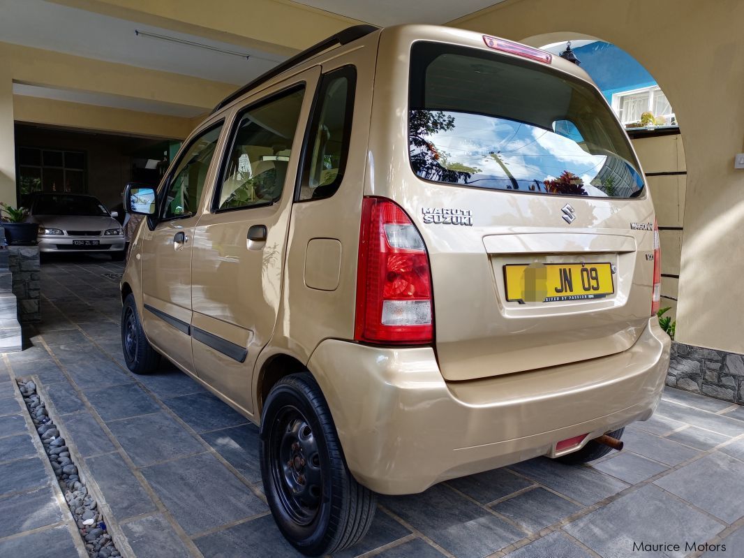 Suzuki Wagon R in Mauritius