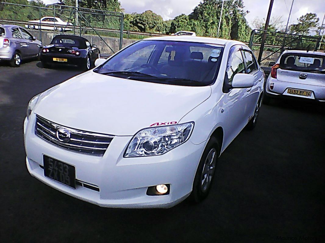 Toyota Axio corolla in Mauritius