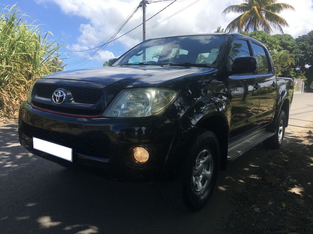 Toyota Hilux JAPAN D4D TDi in Mauritius