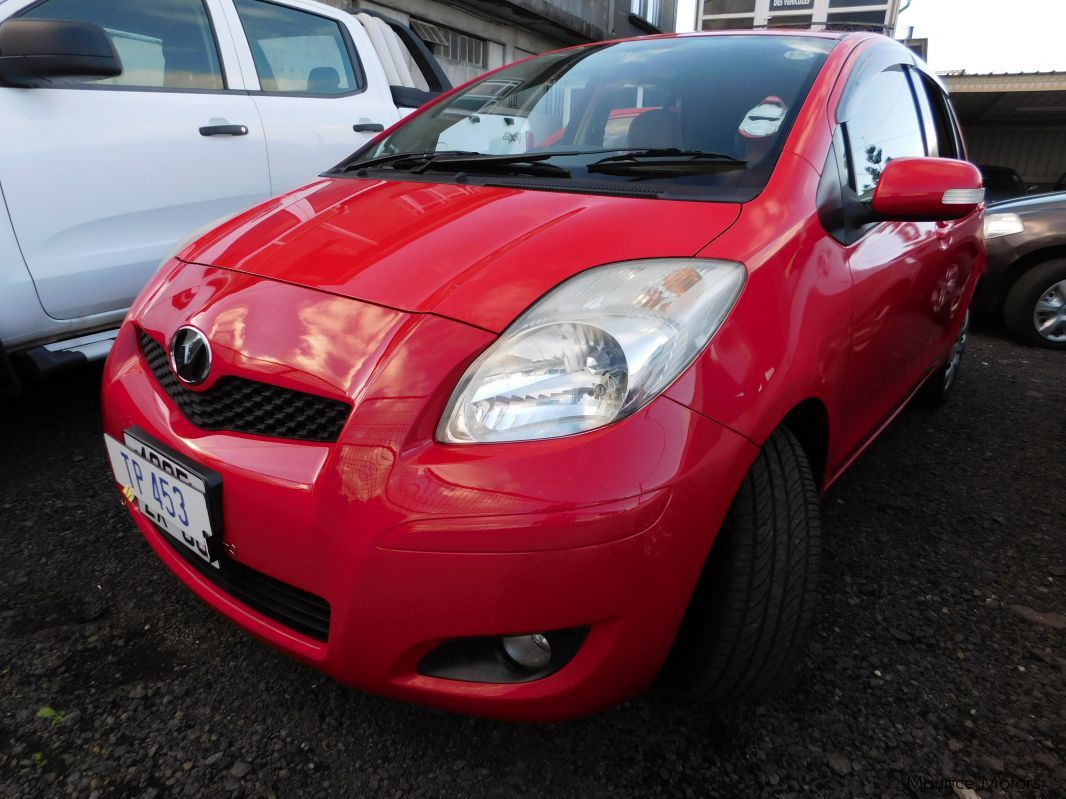 Toyota VITZ - RED in Mauritius