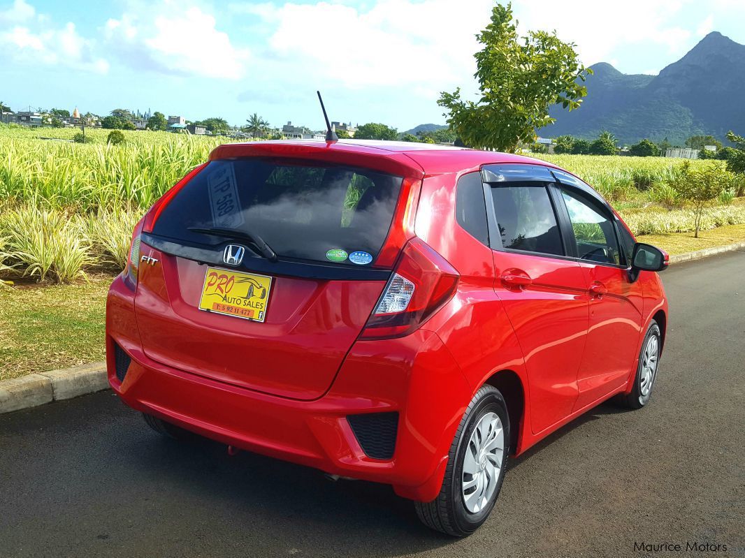 Toyota vitz in Mauritius