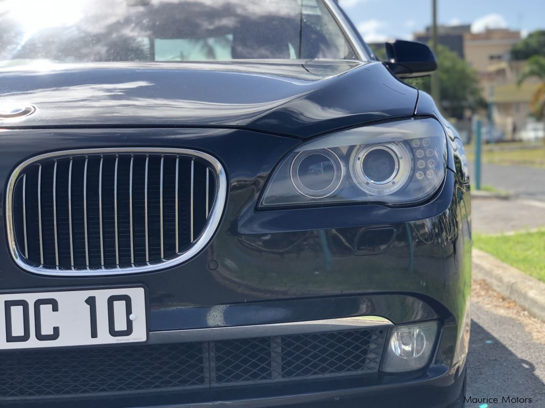 BMW F02 740Li in Mauritius