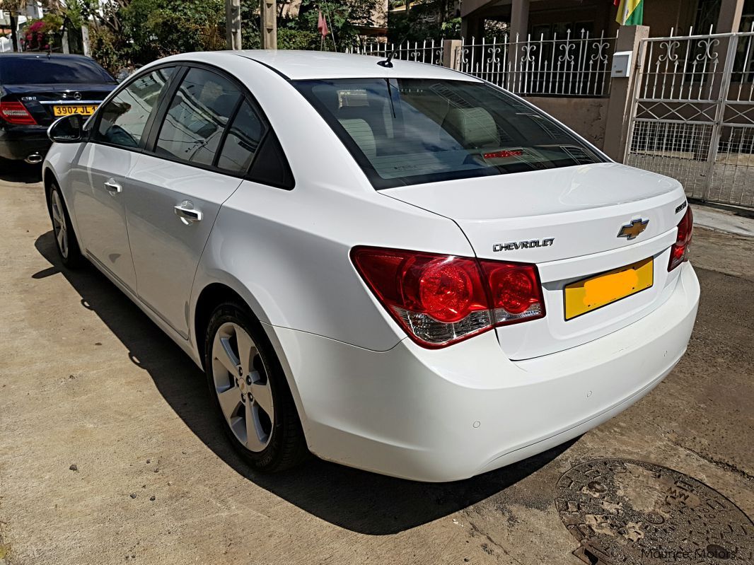 Used Chevrolet cruze automatic 2010 cruze automatic for sale Vacoas
