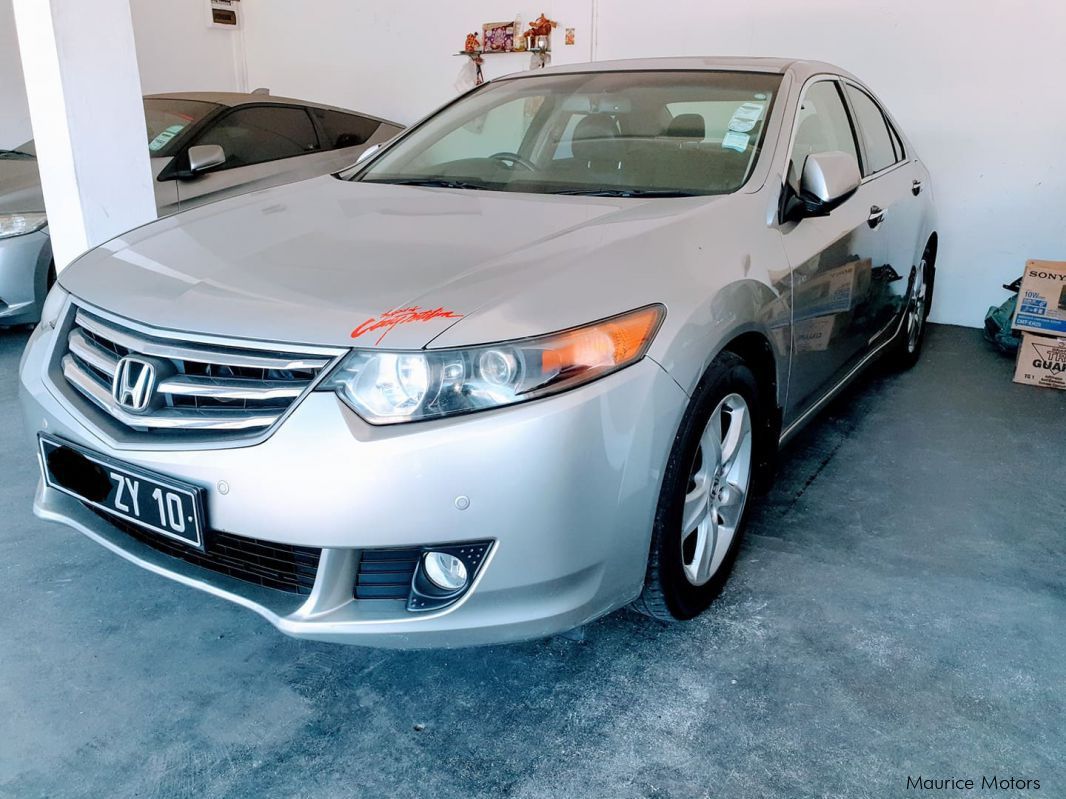 Honda Accord in Mauritius